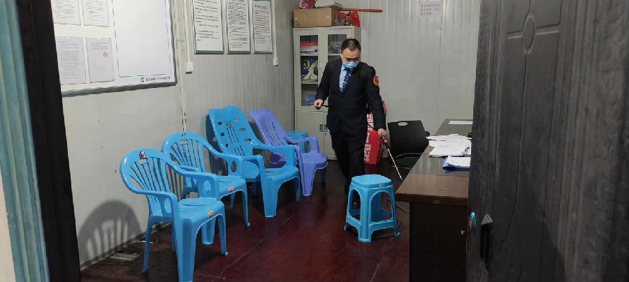 消毒 辦公區(qū)域.jpg